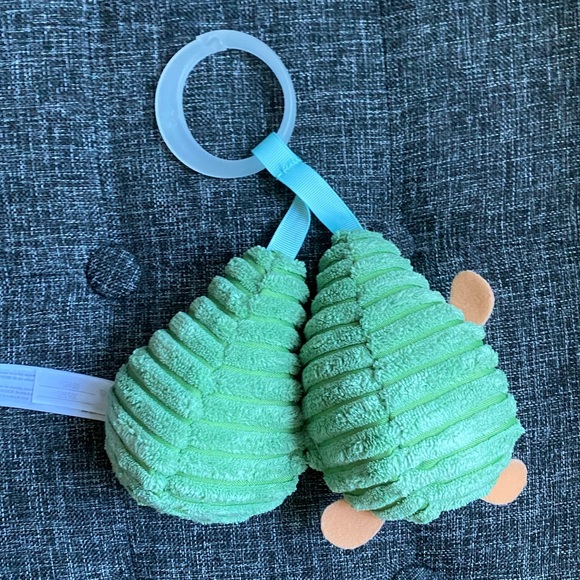 Adorable Avacado Car Seat Toy - Picture 5 of 9